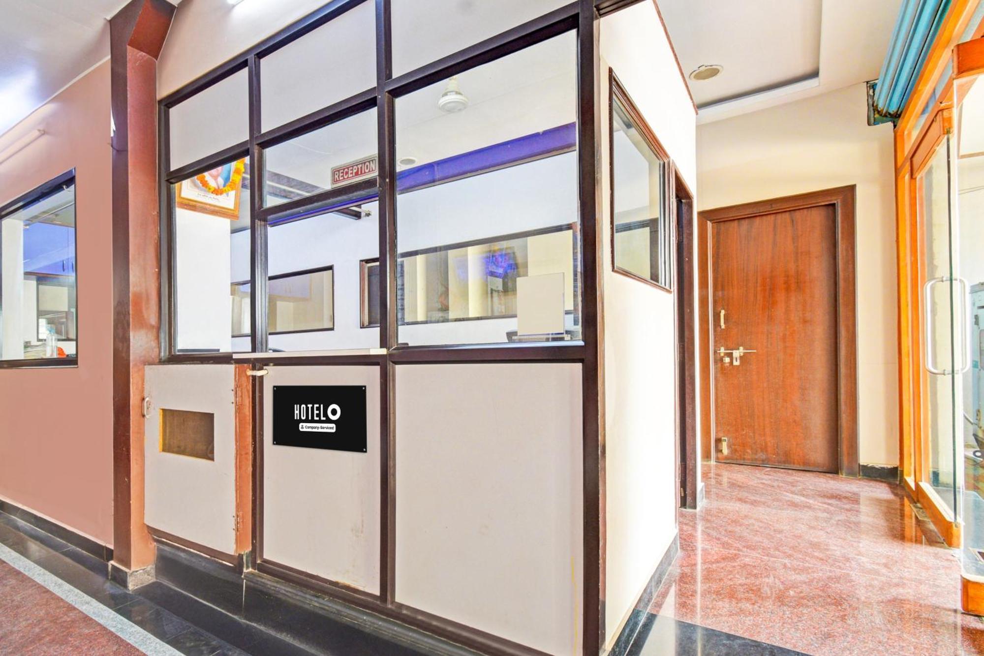 Super Hotel O Kurnool Near Kurnool Medical College エクステリア 写真